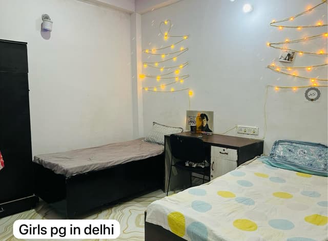 Girls pg in delhi