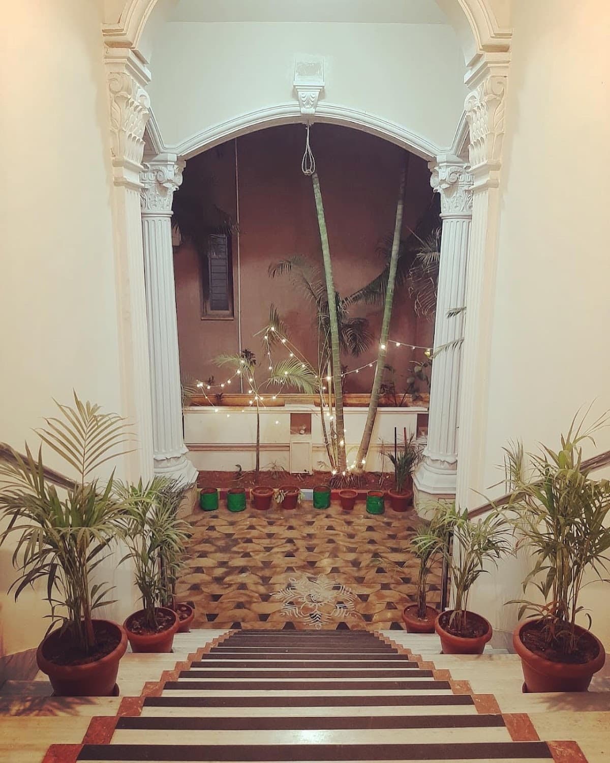 Kygo Hostels