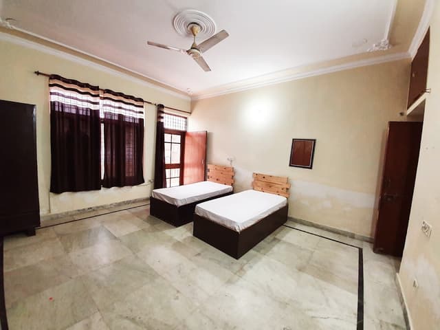 Cloud Nine Rooms and PG
