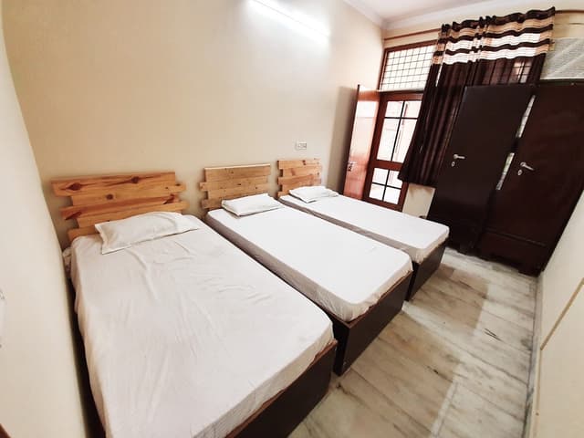 Cloud Nine Rooms and PG