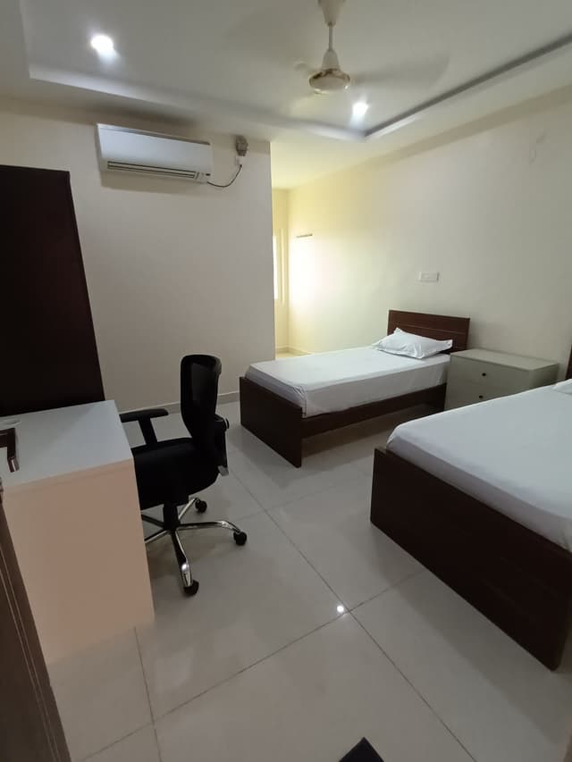 Live Well Luxury Pg Services