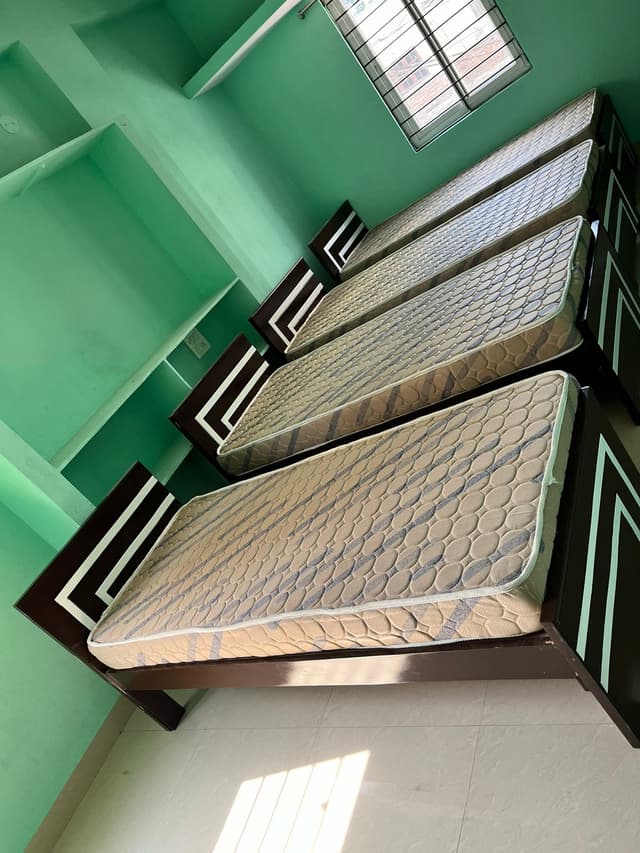 Narayanaswamy gents pg