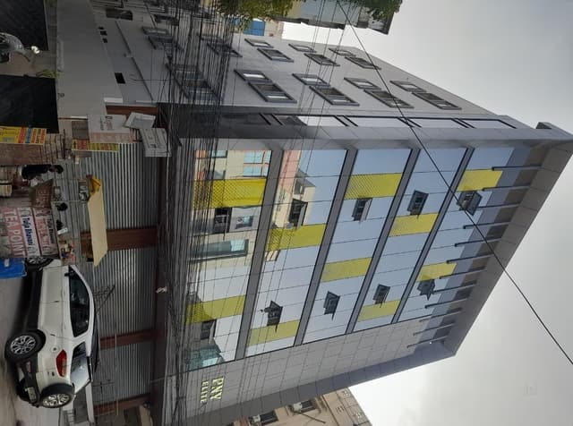 Kavuris Kvr Boys Hostel