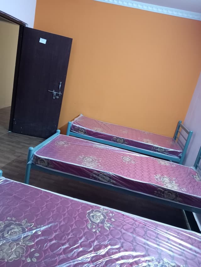 SPARKLE LUXURY BOYS HOSTEL AND PG