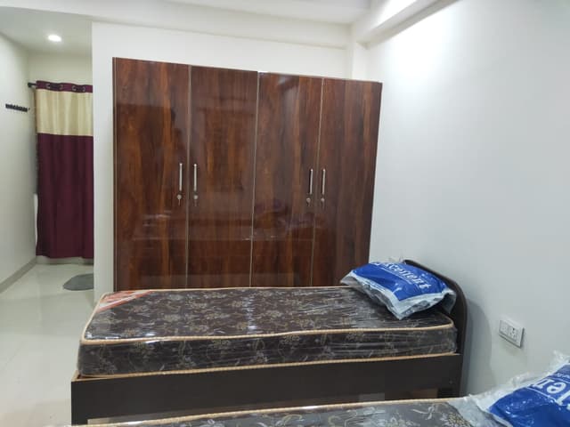 Srivari Gents Hostel - PG