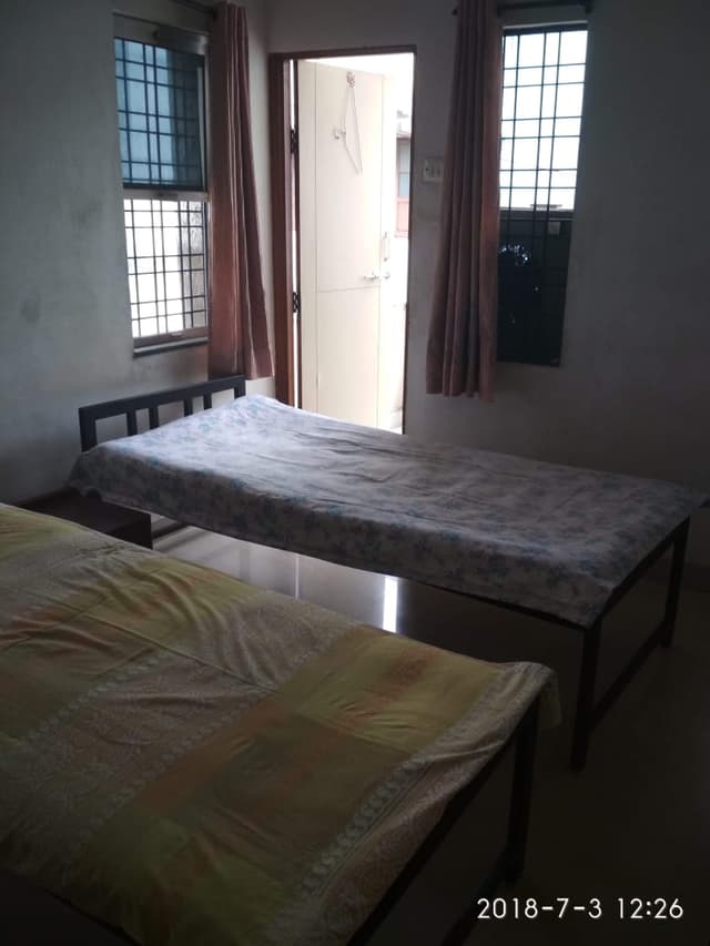 Chopra's Hostel and PG
