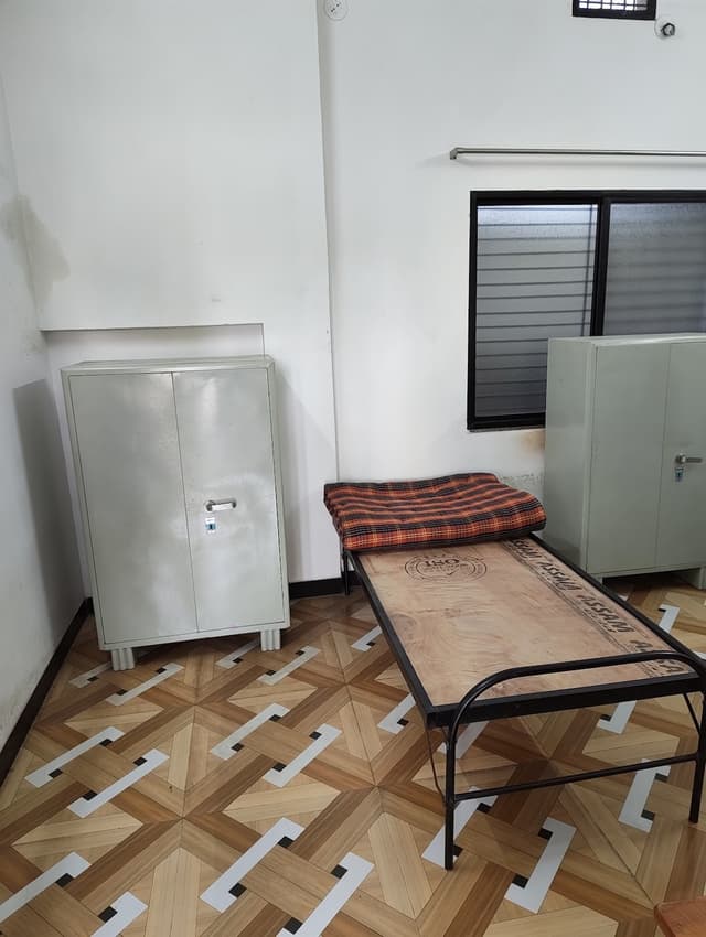 Anchalwar Pg Hostel