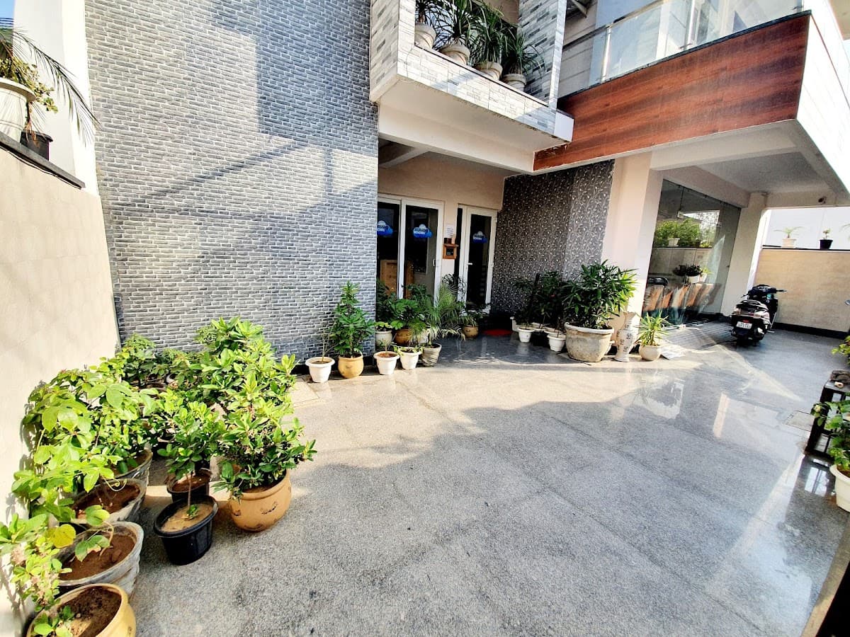 Cloud nine rooms PG