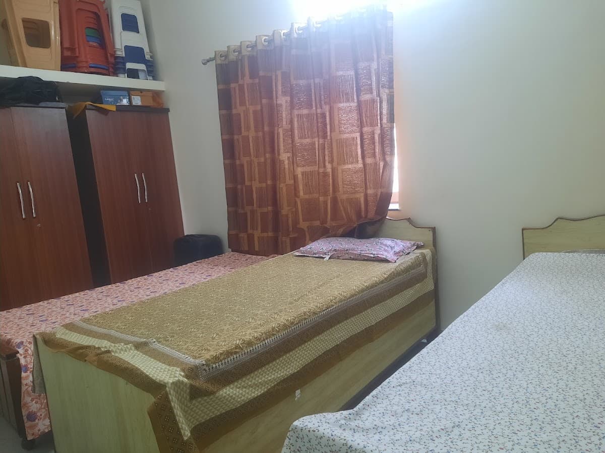 Shree Samarth Girls Hostel