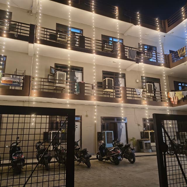 BHARDWAJ BHARAT PG
