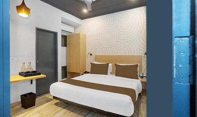 Royal Spark inn PG