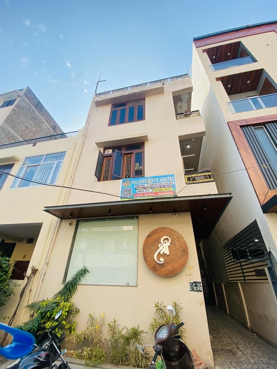 SAWARIYA GROUP OF HOSTEL