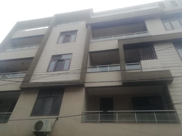 BAJIYA PG