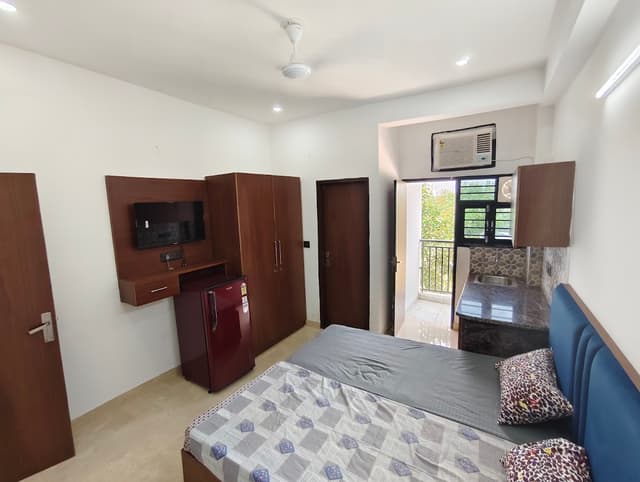 Yaduvanshi Luxury PG & 1 RK