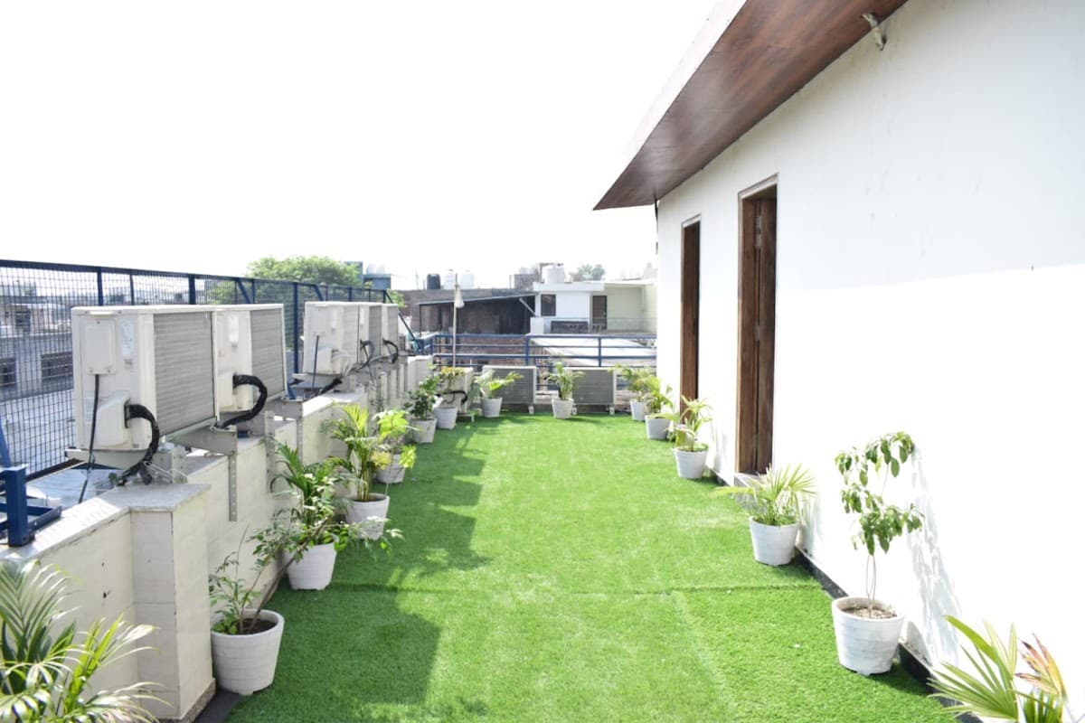 Campus arena