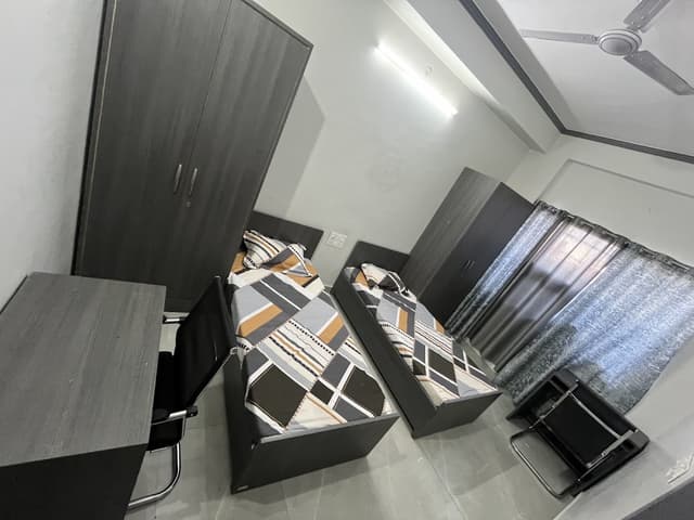 OXFORD STAY PG