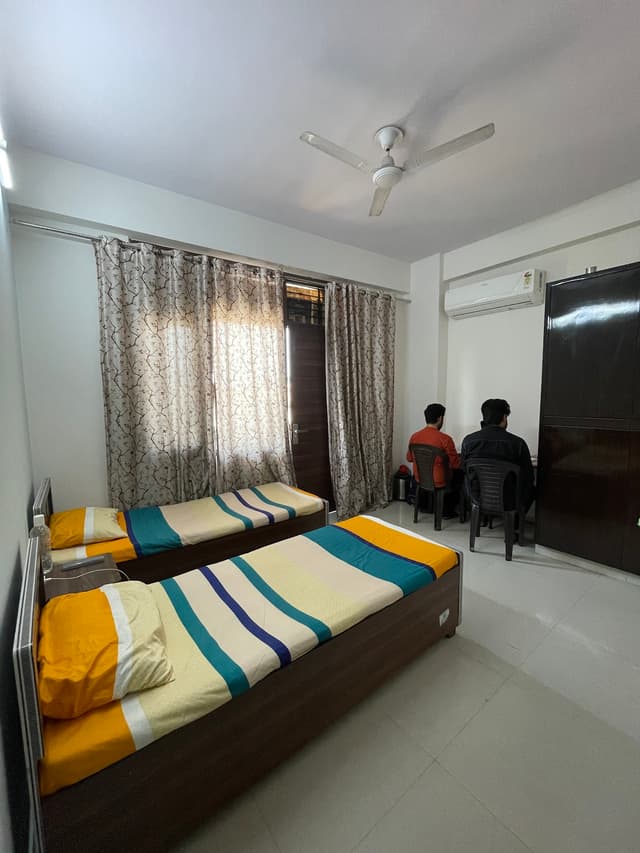 OXFORD STAY HOSTEL