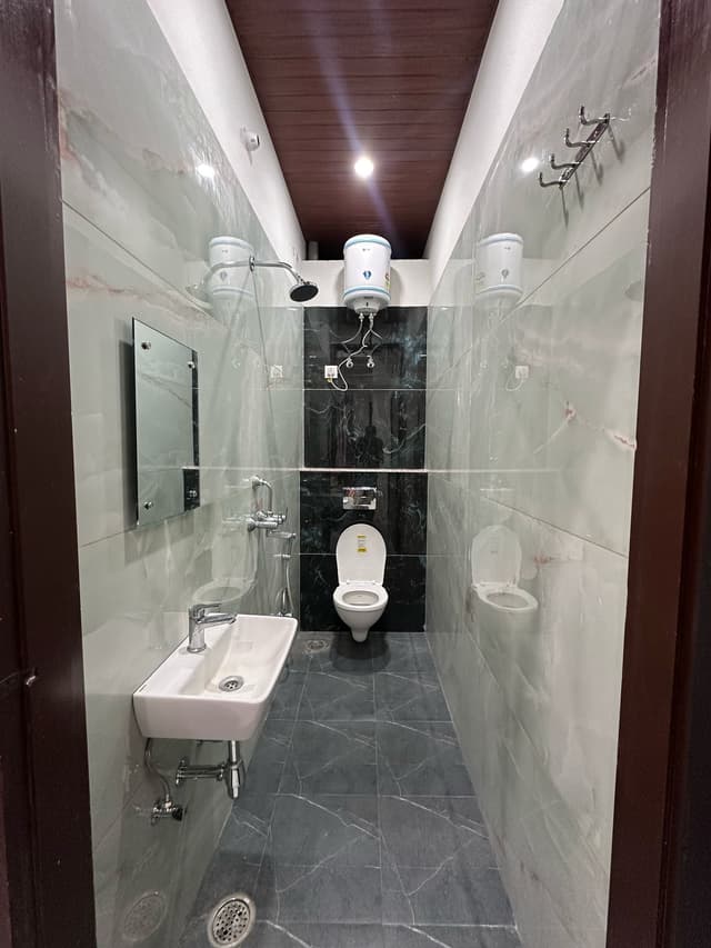 BLU RIBBON HOSTEL