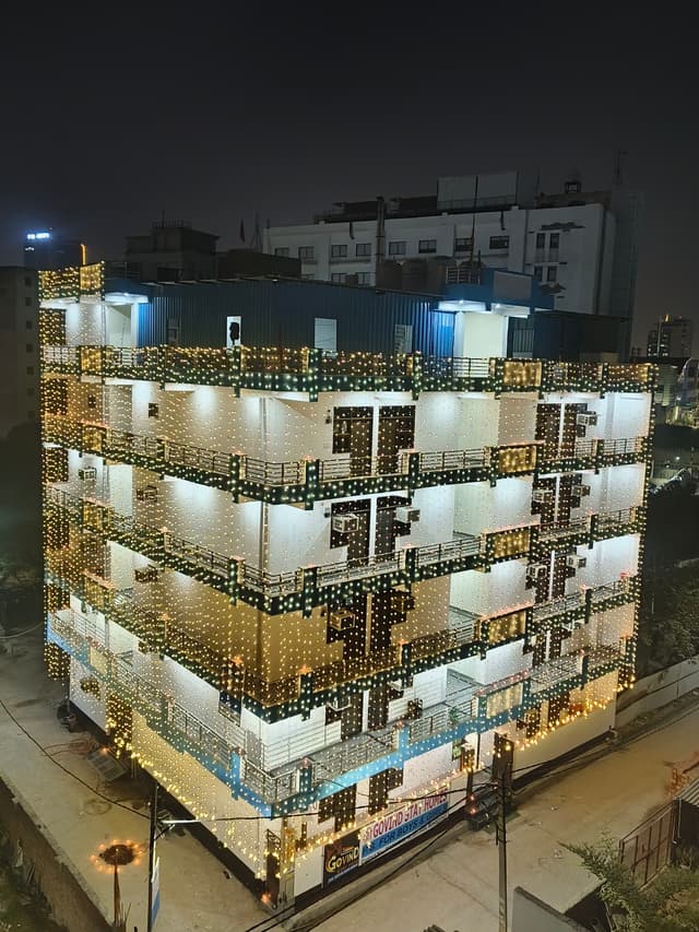 Shree Govind stay homes