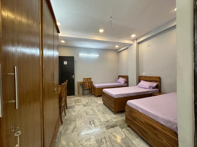 Orion Magnus boys hostel