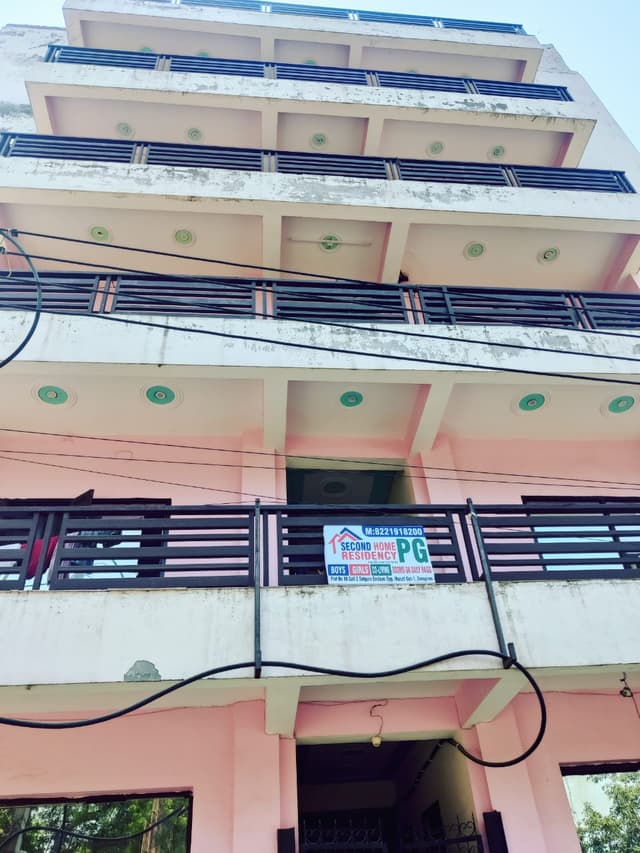 SECOND HOME RESIDENCE