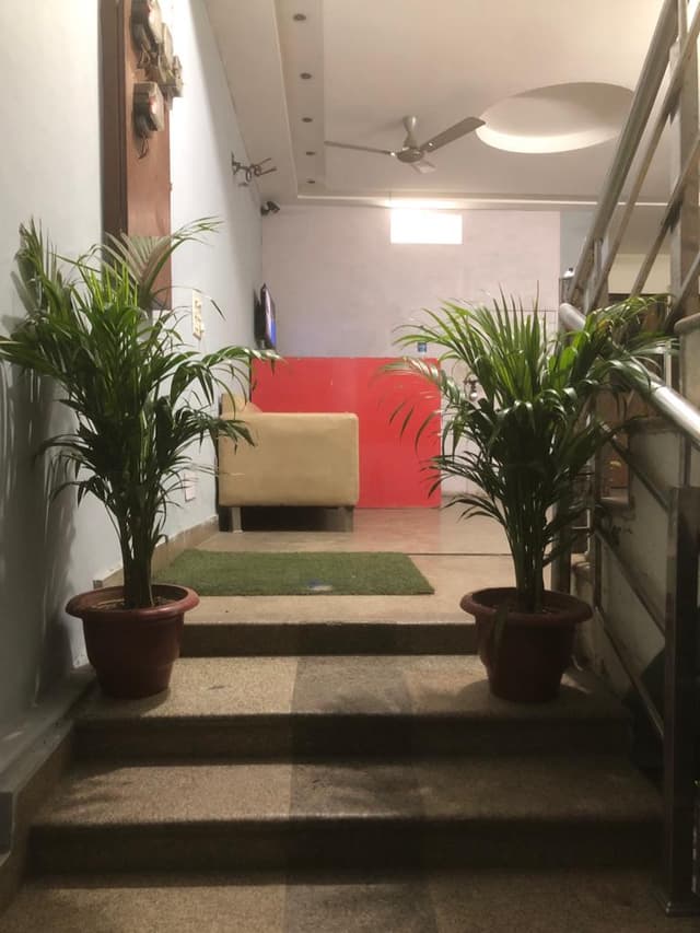 STAR RESIDENCY
