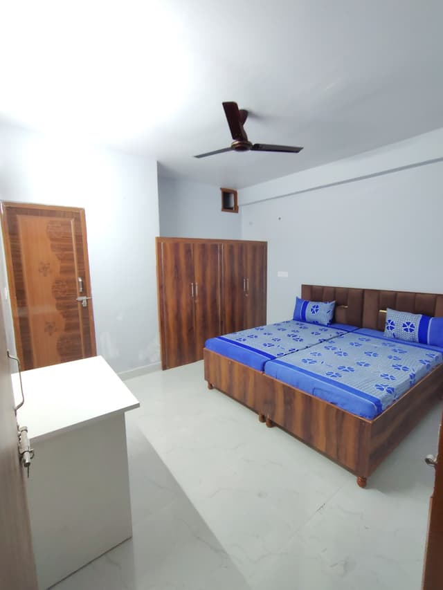 Chauhan Home Stay and pg