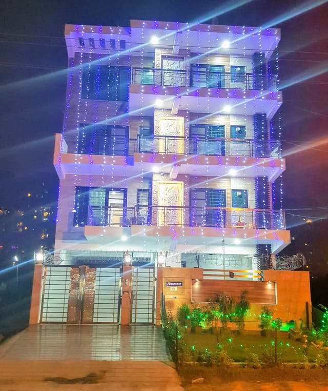 Shivmay Girl's PG