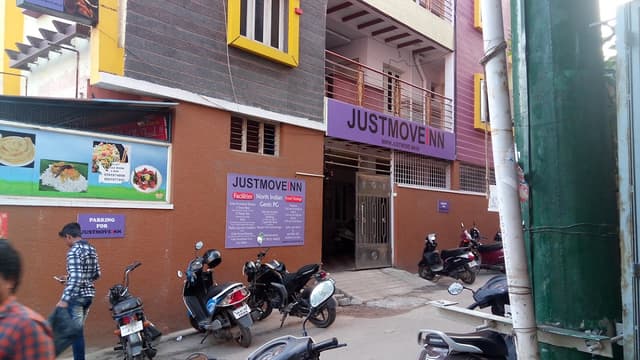 Sri Lakshmi pg for gents