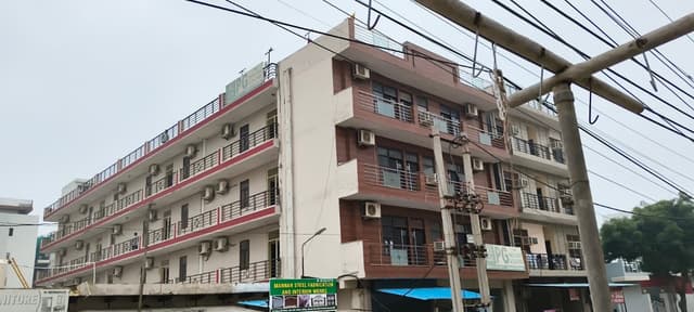 SR HOMES