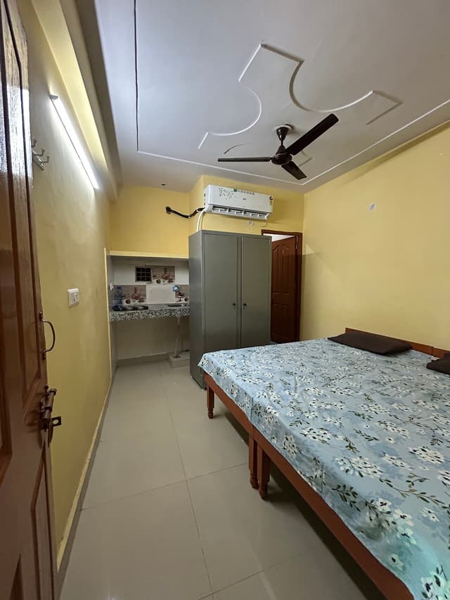 Varnika Home and pg