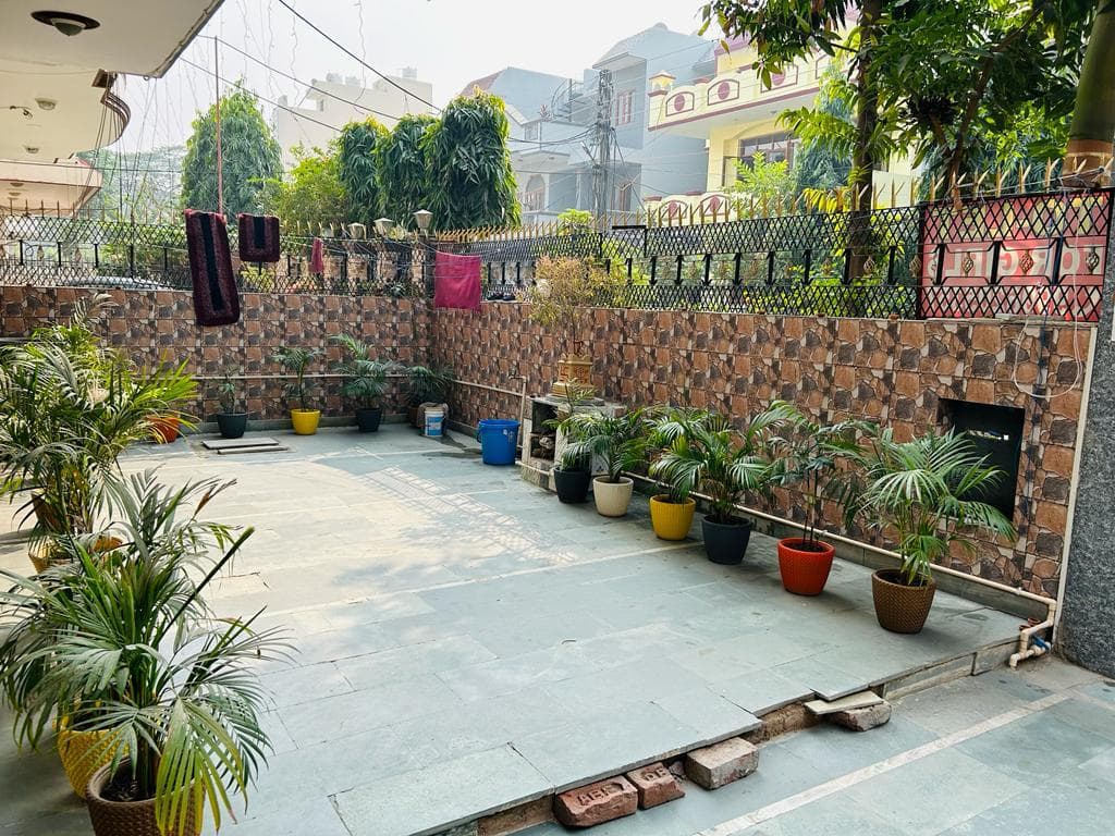 RAJA RESIDENCY