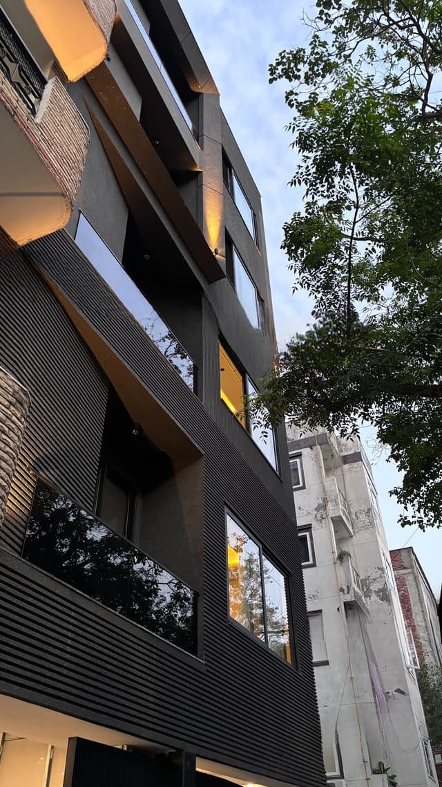 Uniliv Aspen - Girls Pg in Vikram Vihar Lajpat Nagar