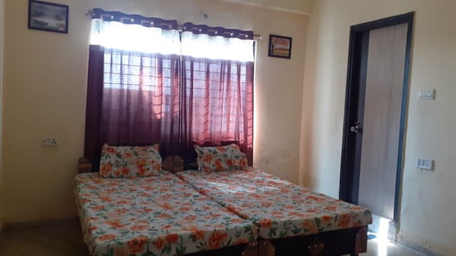 mahakal rooms & pg