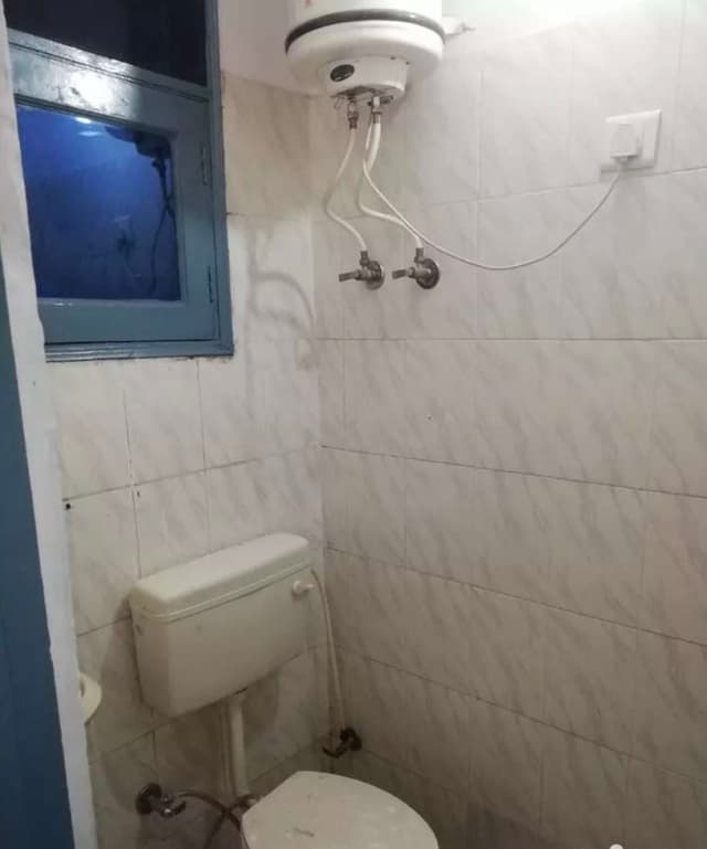 raj paying guest house
