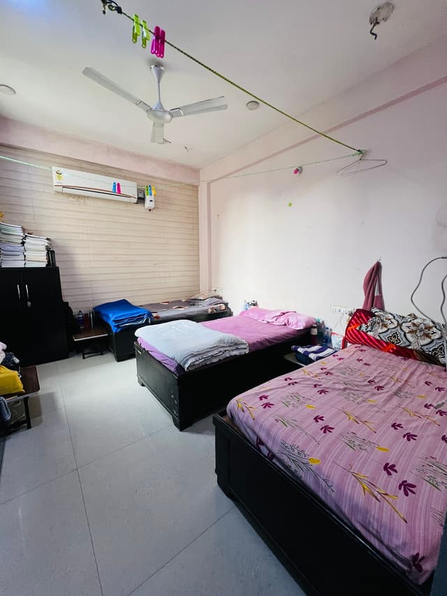 Samriddhi Luxurious Girls Pg
