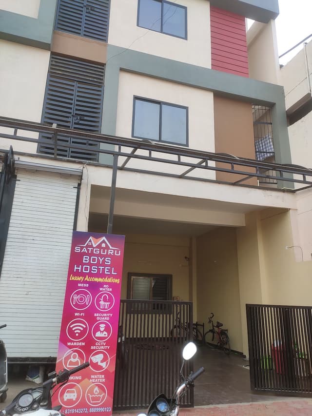 satguru boys hostel