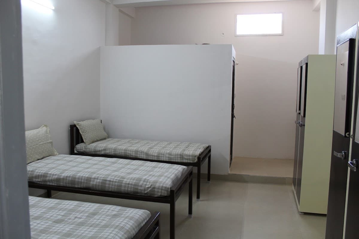 Hridhaan girls hostel and pg