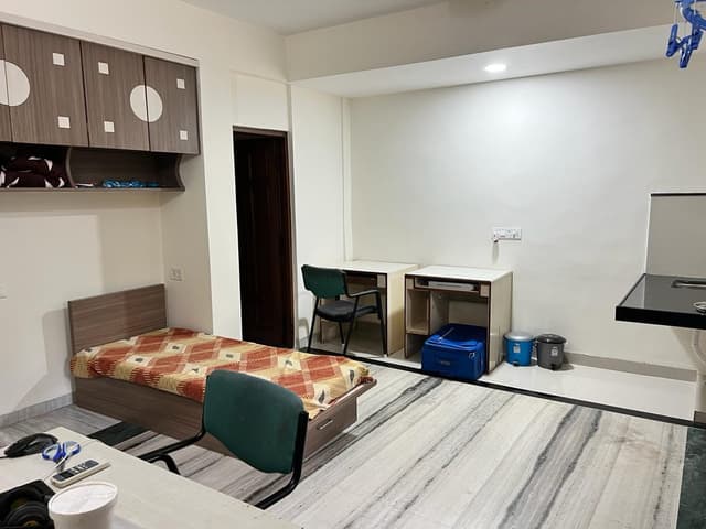 garden view paying guest and hostel boys