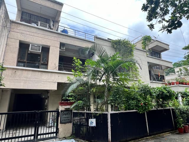 garden view paying guest and hostel boys