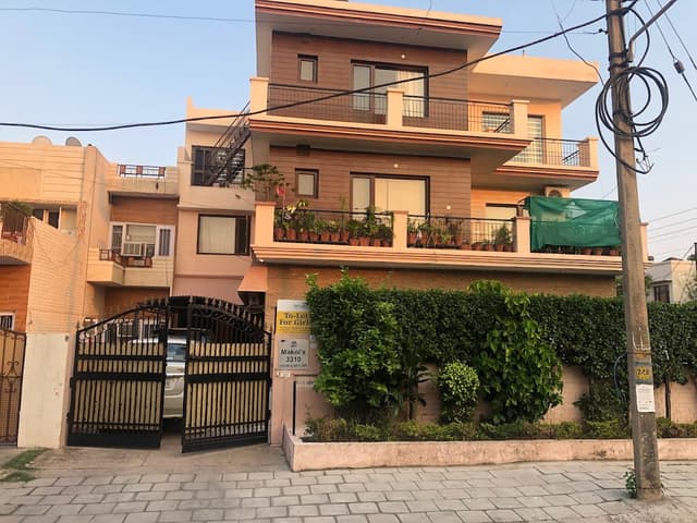 Behive rental homes pg