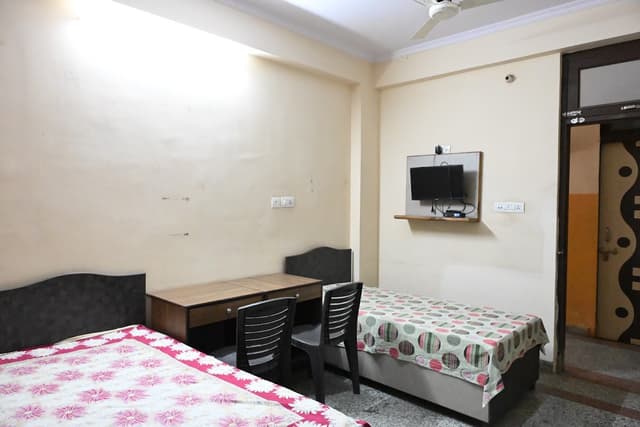 Paarijaat Girls Hostel