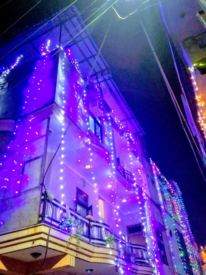 Dadhimaati girls pg room