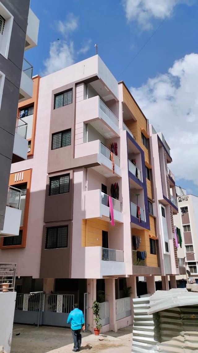 Chaitanyas Royal PG