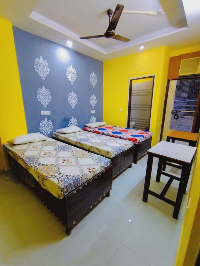 vardaan pg and hostels