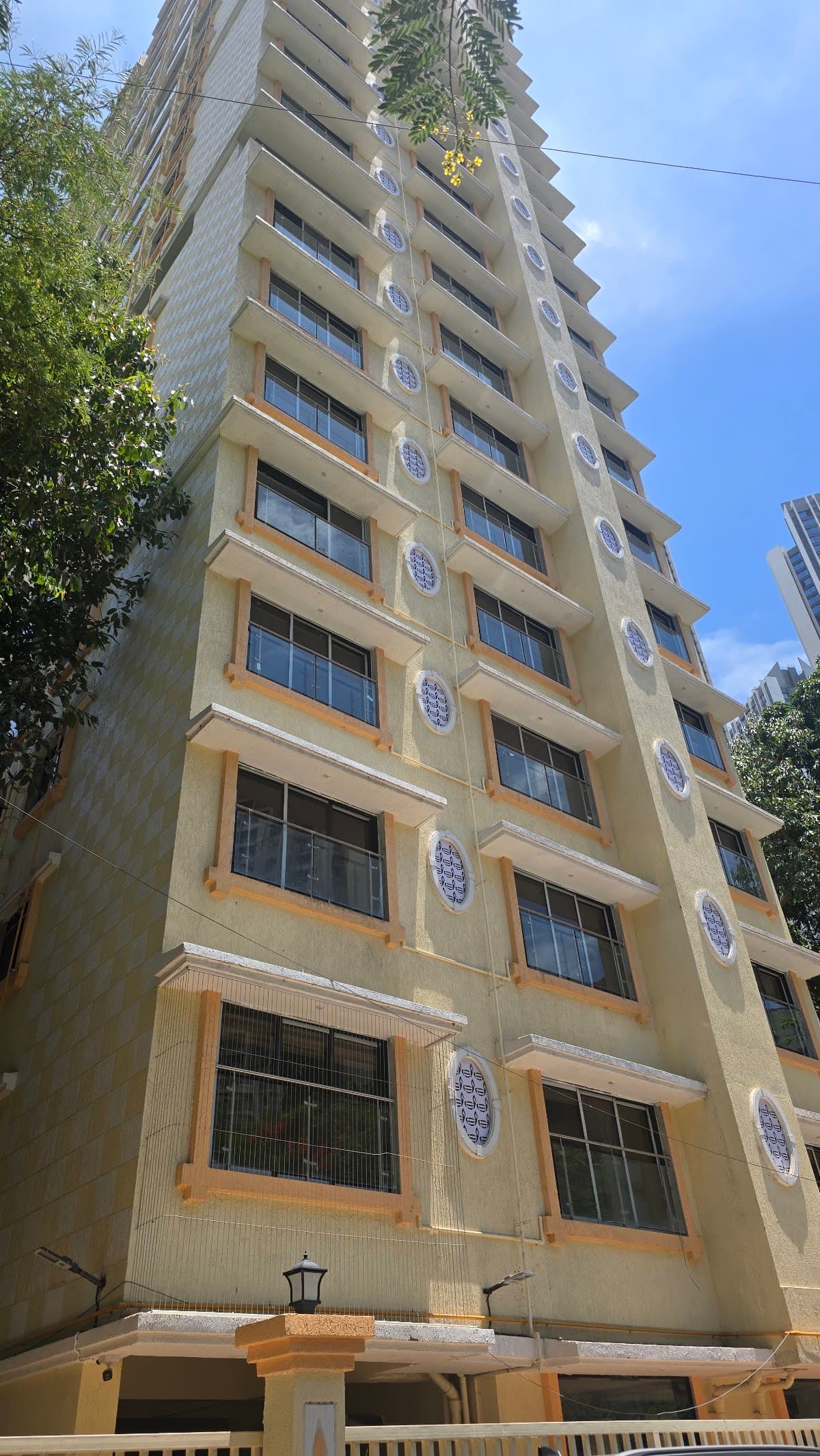 Om sai paying guest house