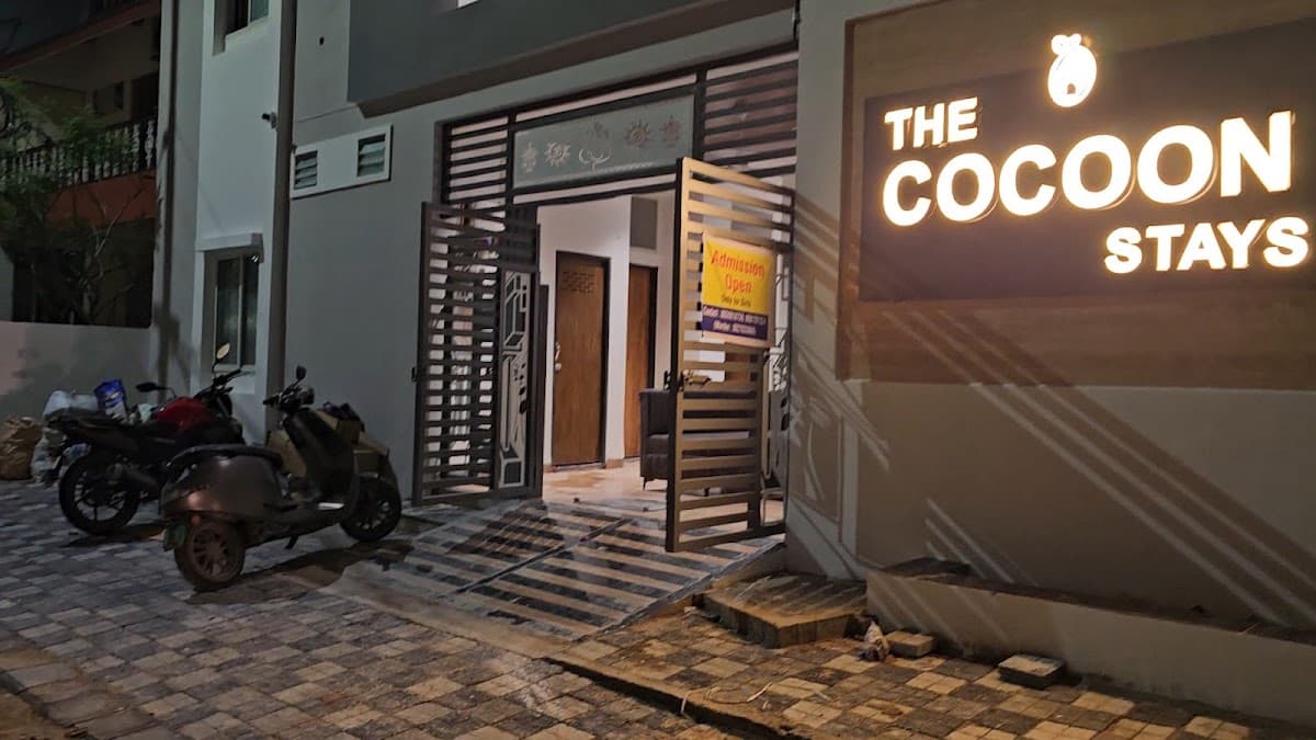 The Cocoon Stays