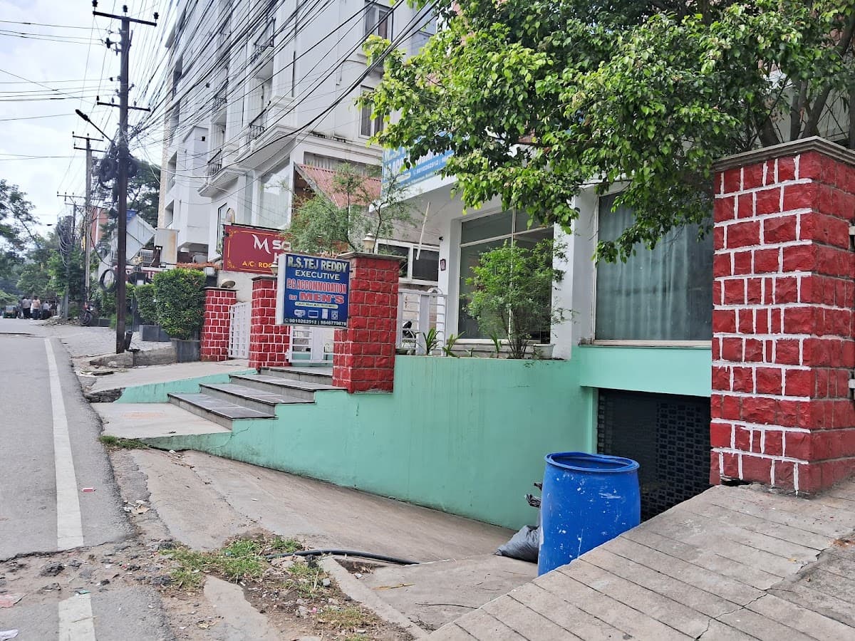 RS Tej Reddy's Executive P.G Guest House