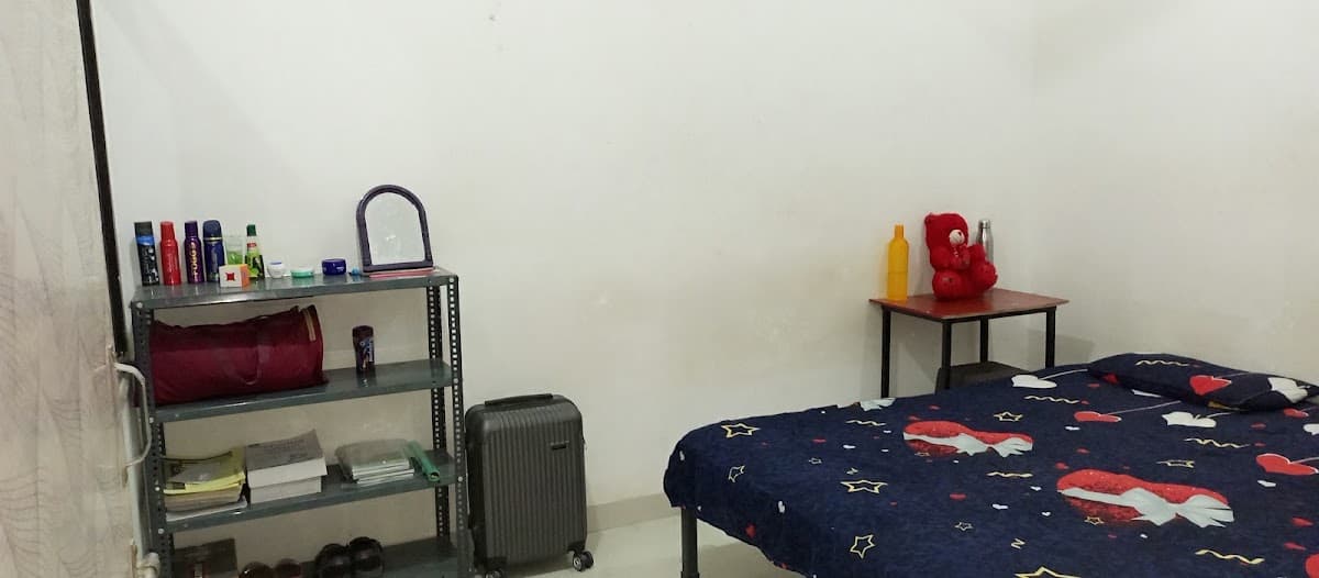 Ganpati pooja girls hostel
