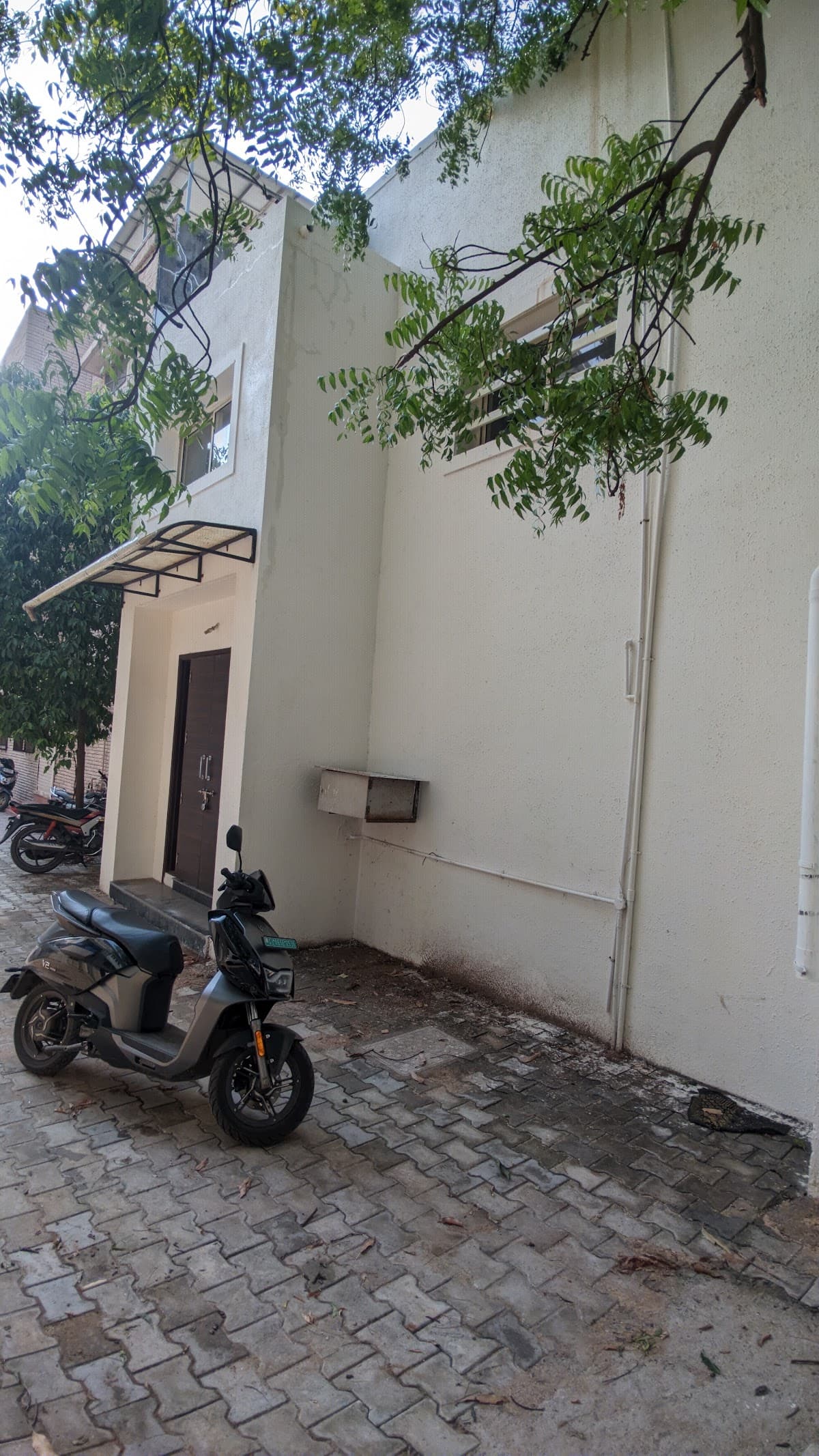 ALAKH ACCOMODATION